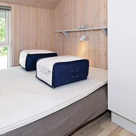Hotel Xv 4*